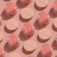 NAM Nawilżający i regenerujący balsam do ust Reviving Lip Mask