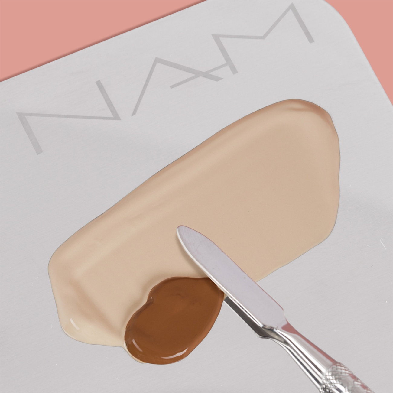 NAM Metalowa paletka do mieszania kosmetyk&oacute;w ze szpatułką Mixing Palette