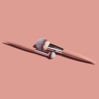 Kabuki Brush