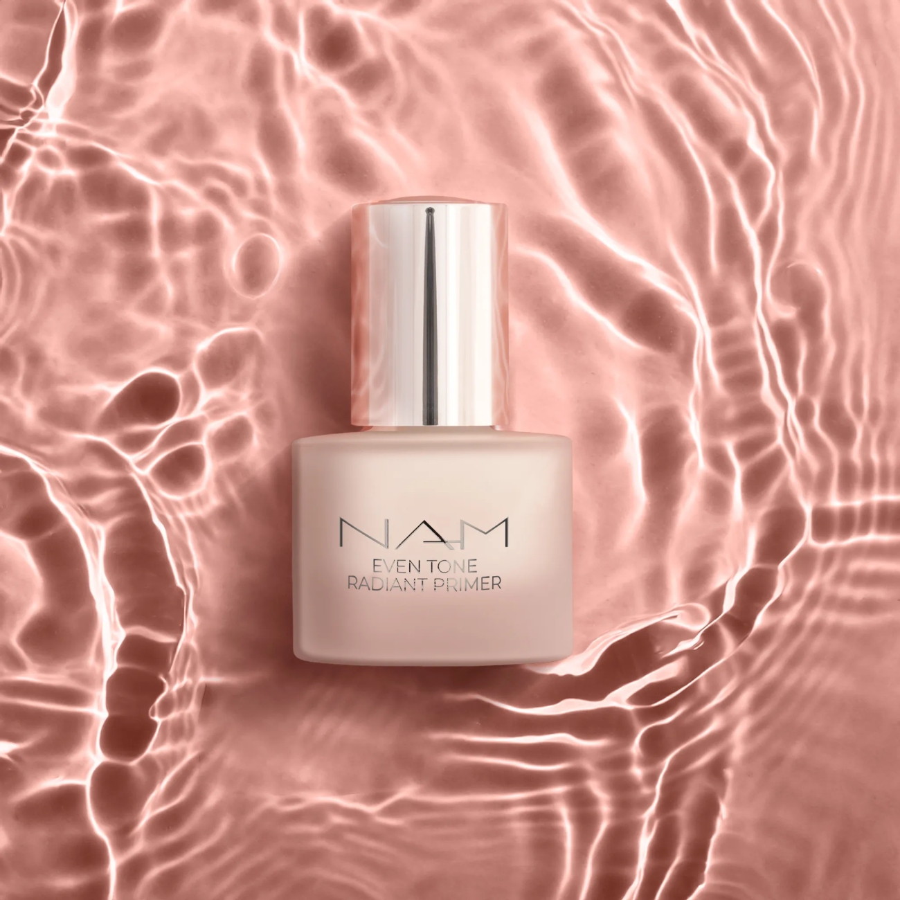 NAM Rozświetlające i nawilżające serum pod makijaż Even Tone Radiant Primer