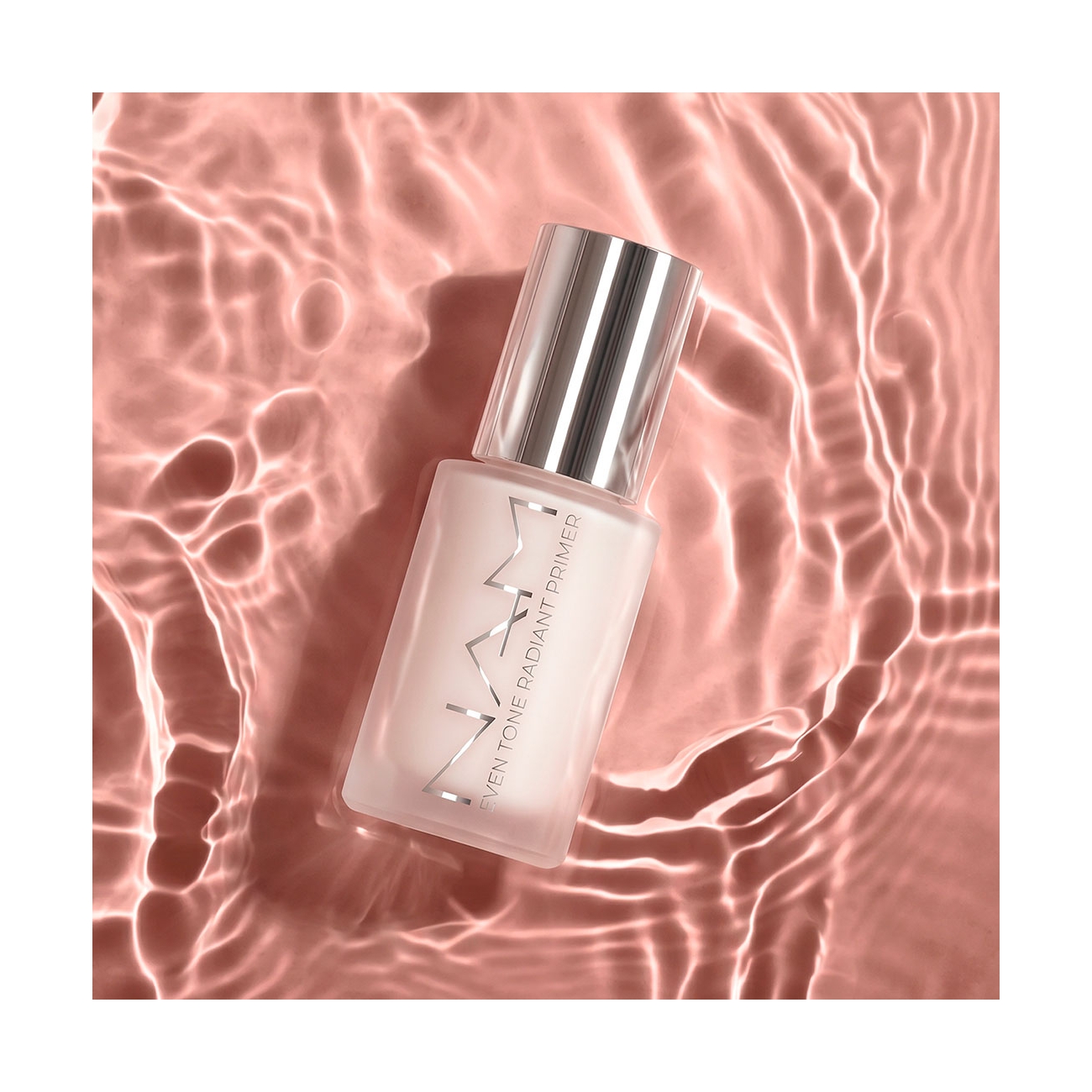 NAM Rozświetlające i nawilżające serum pod makijaż Even Tone Radiant Primer