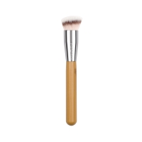 NAM Pędzel kabuki do podkładu i konturowania Foundation Kabuki Brush