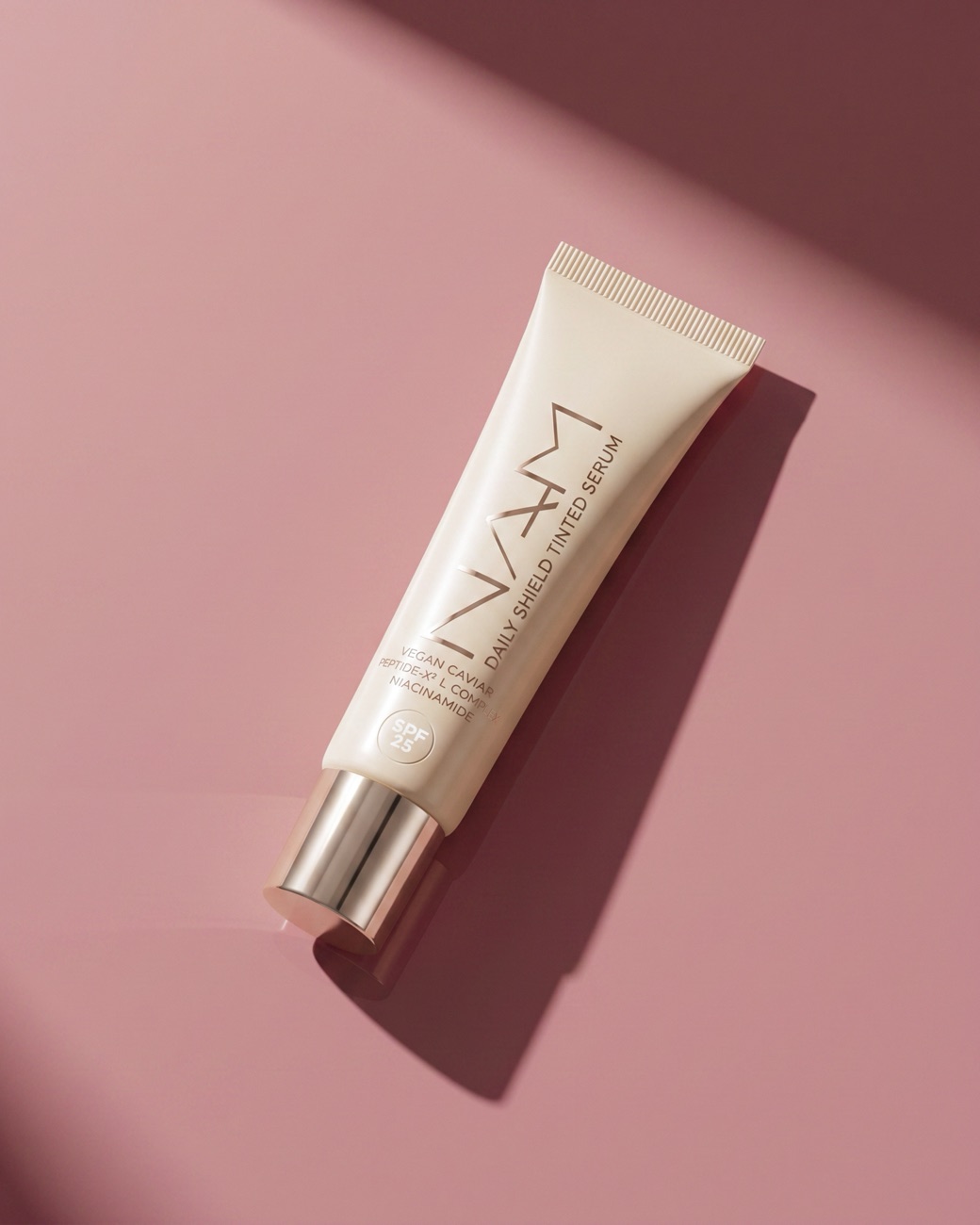 Daily Shield Tint Serum SPF 25 &mdash; dla kogo